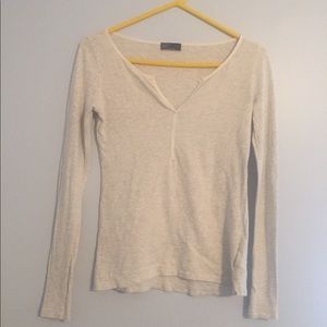 GAP cream colored shirt